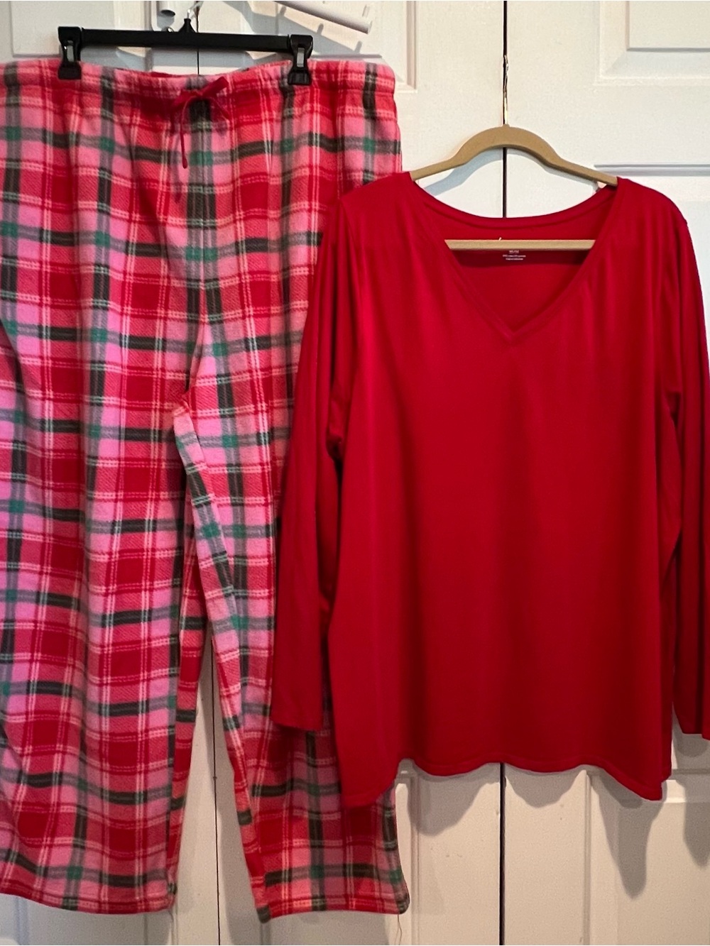 2 Pc PJ Set❤️Red Long Sleeve Top & Plaid Fleece Pants w Pockets
